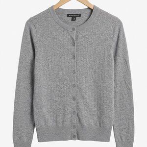 Banana Republic Grey Button Front Crewneck Cardigan Sweater S EUC